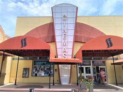 lakewood theater movie times